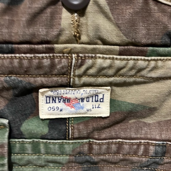 Polo shorts - Picture 2 of 4